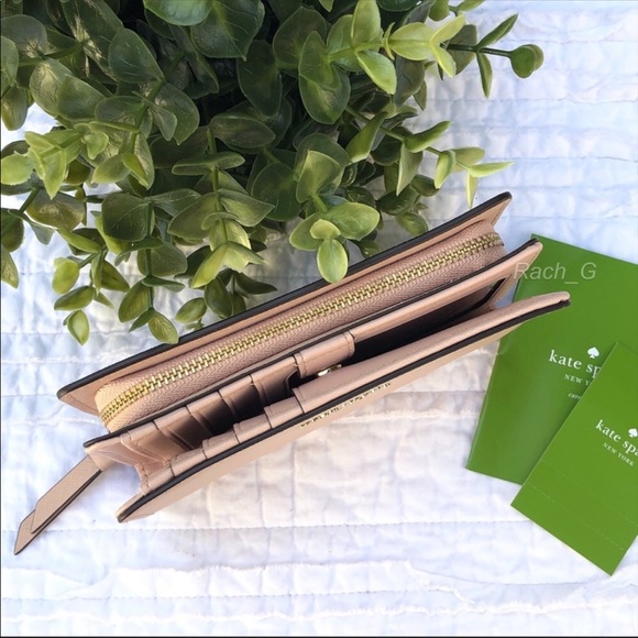 Kate Spade Medium Bifold - Picture 3 of 7